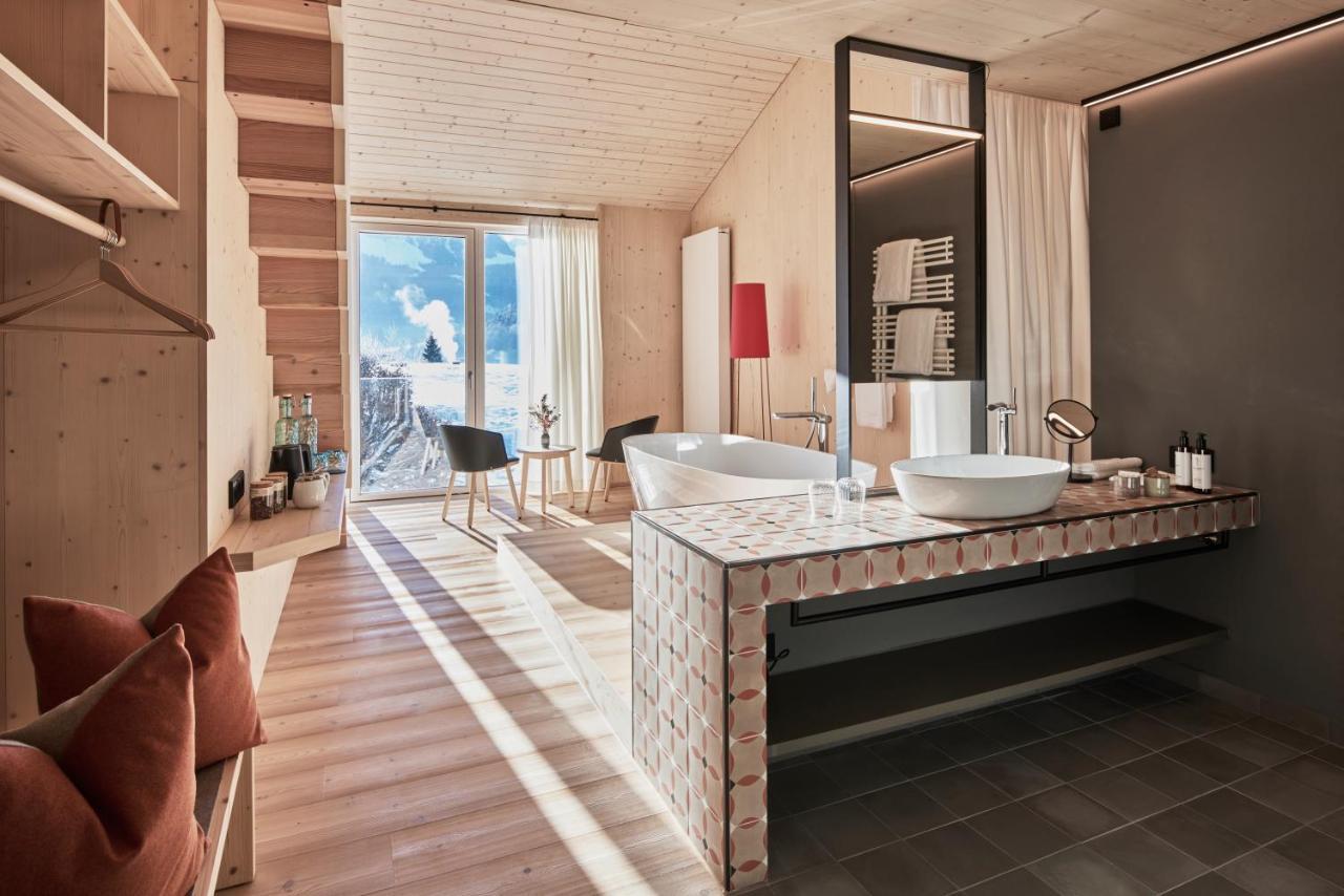 Suite mit Bergblick